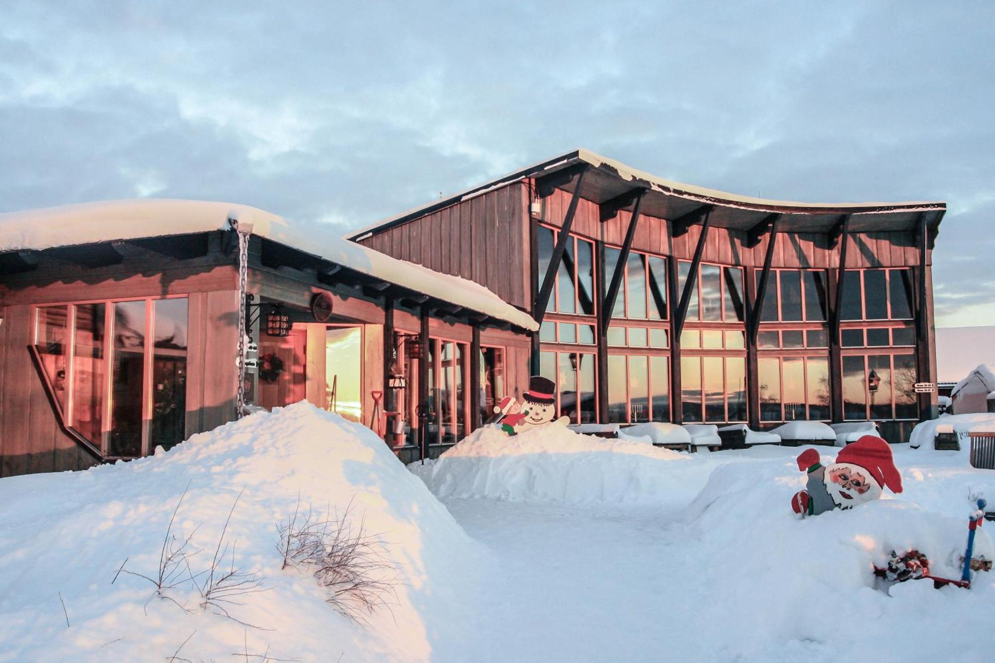 Stf Hotel & Hostel Persasen Exterior photo